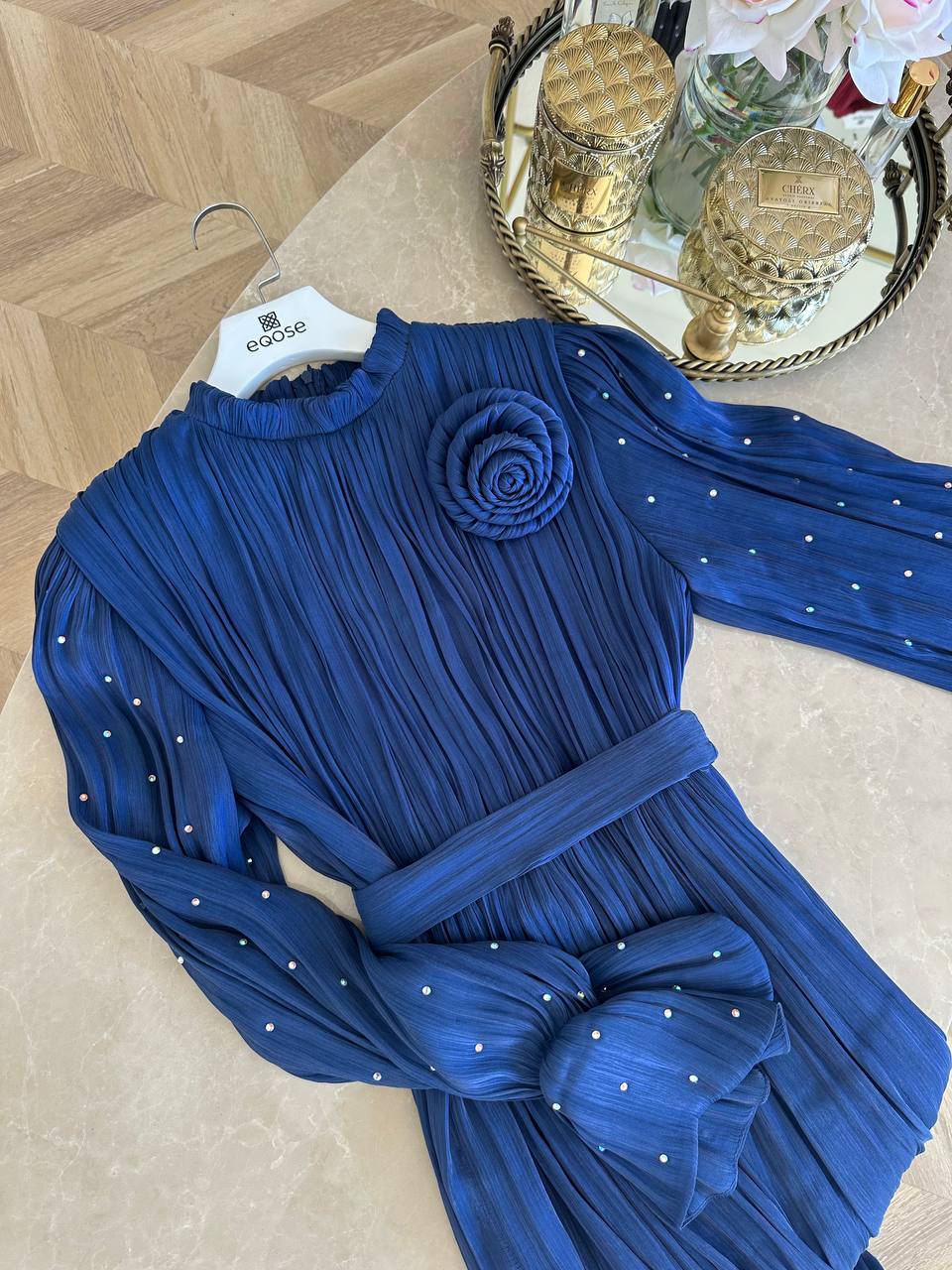 Robe Amira