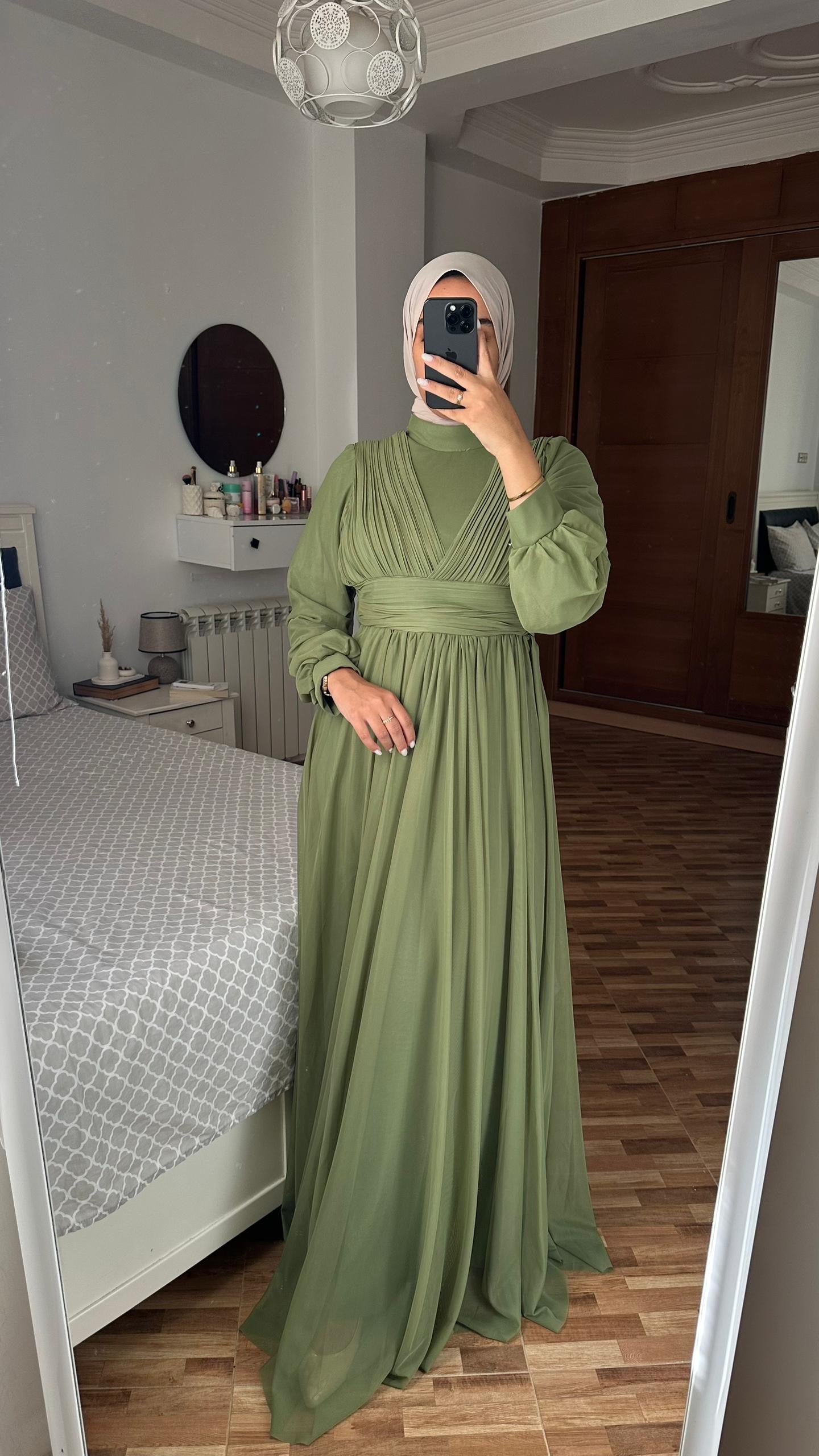 Robe Aid Tane
