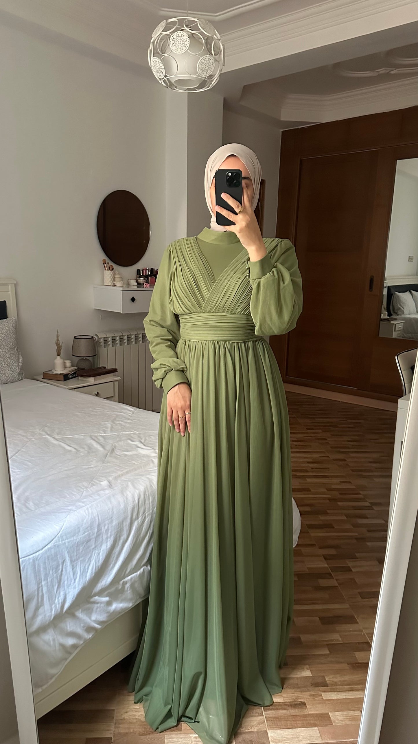Robe Aid Tane