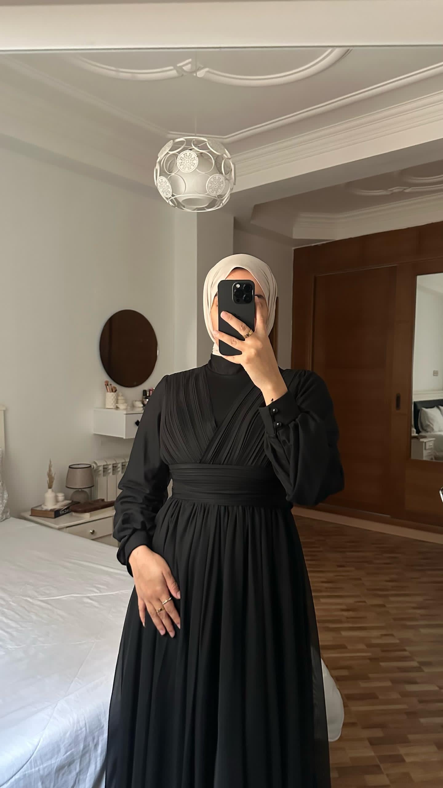 Robe Aid Tane