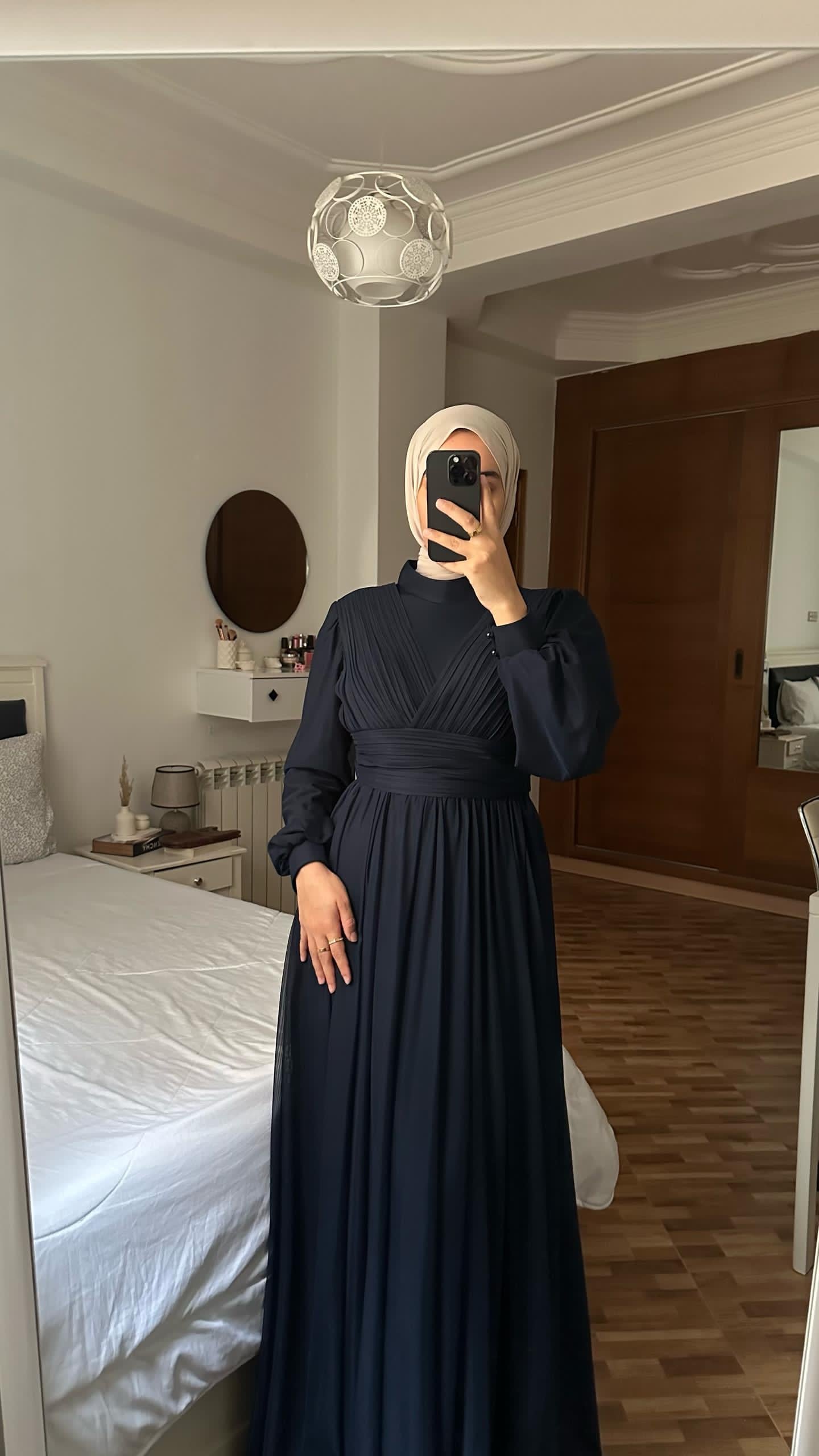 Robe Aid Tane