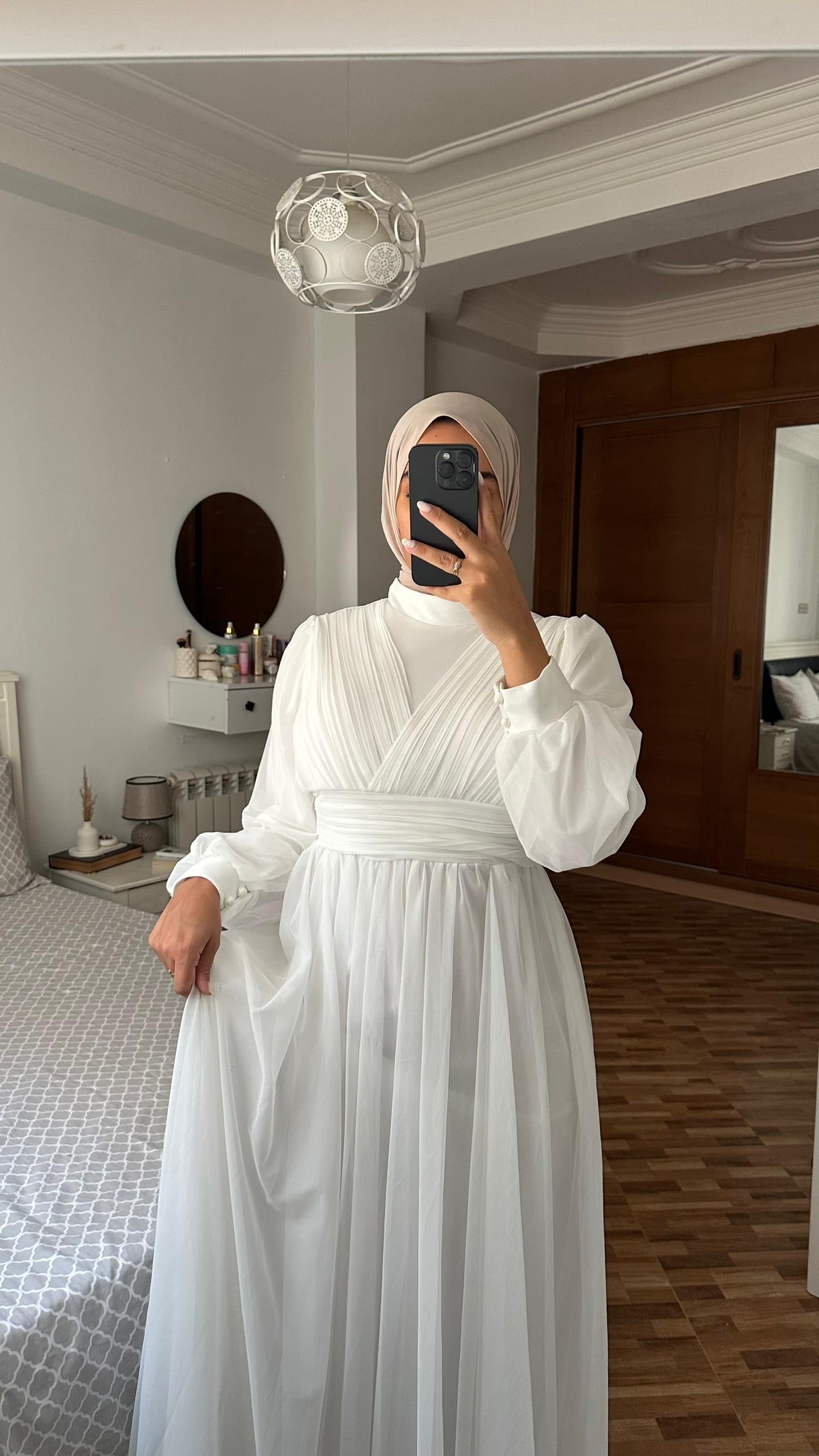 Robe Aid Tane