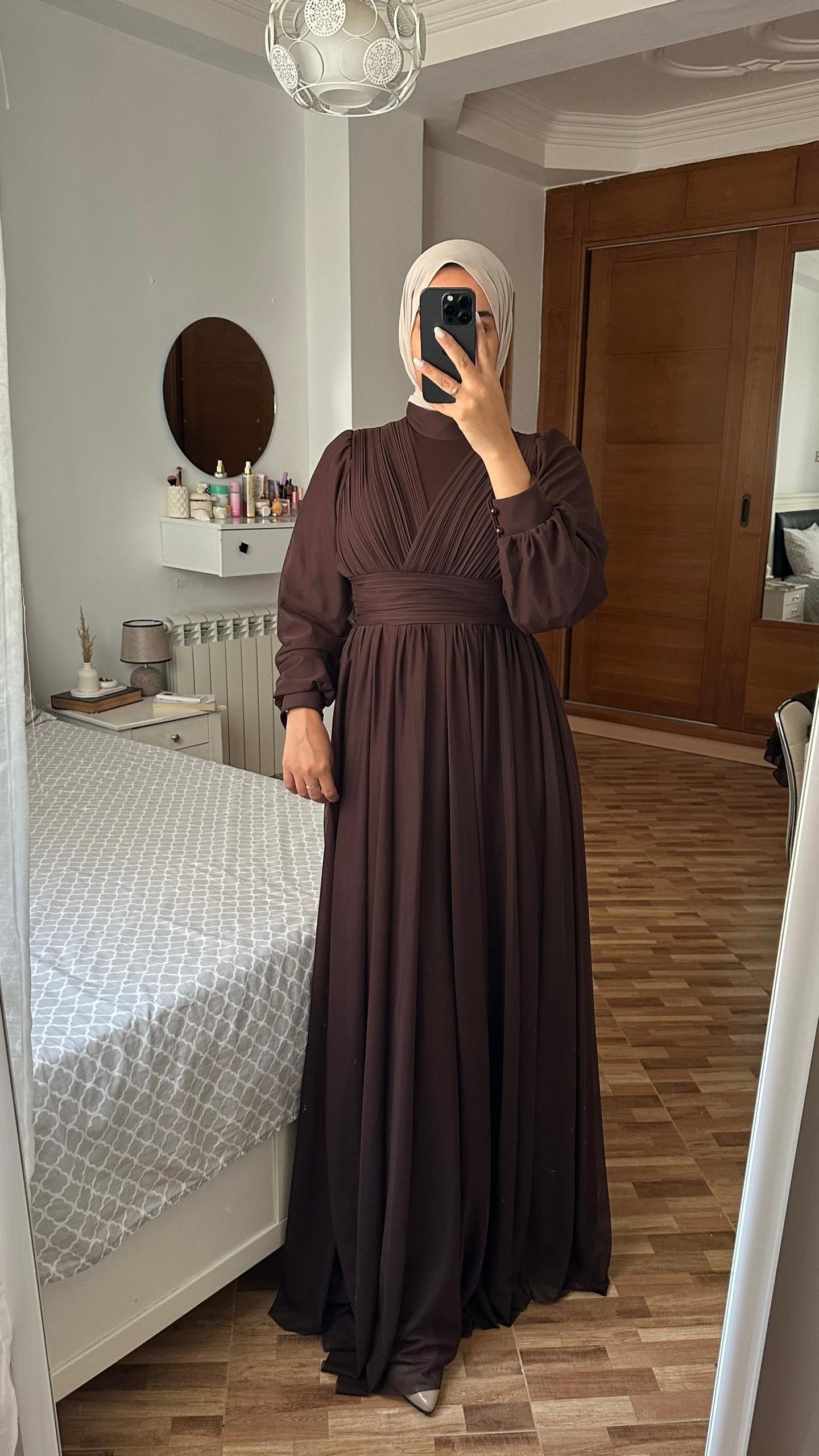 Robe Aid Tane