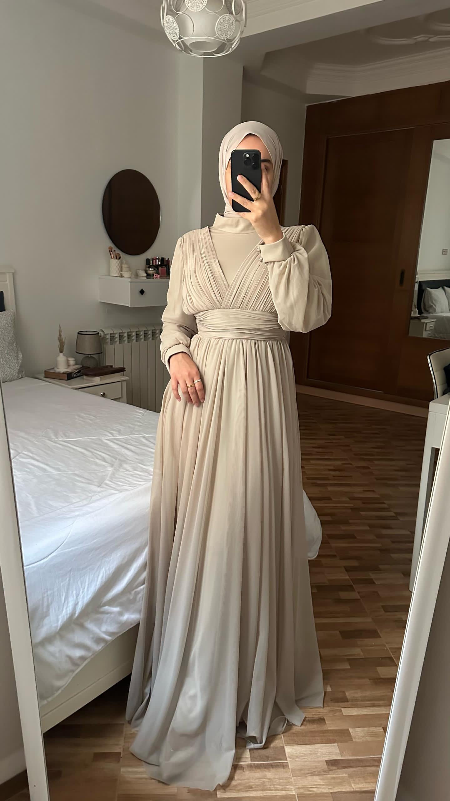 Robe Aid Tane