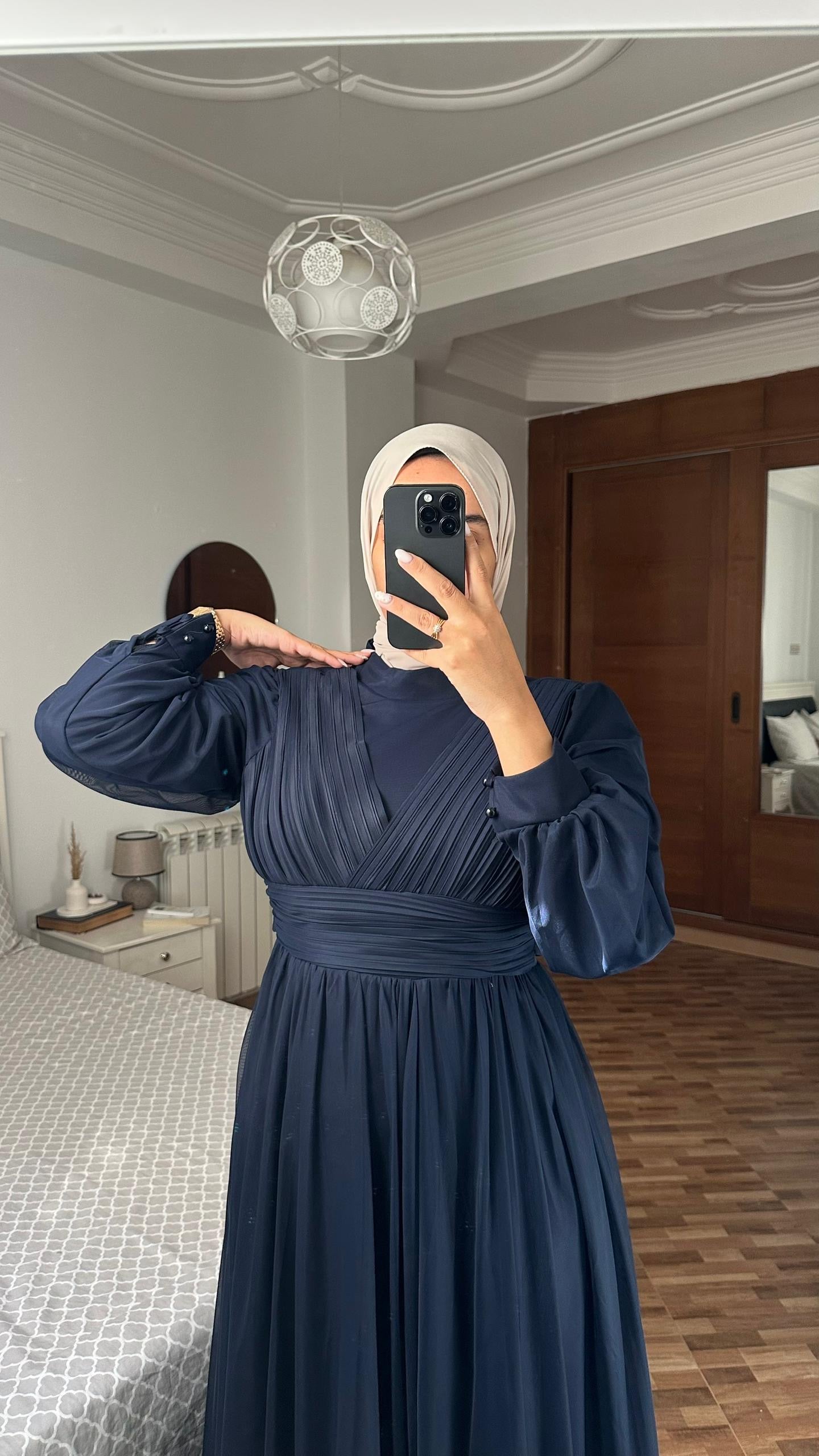 Robe Aid Tane