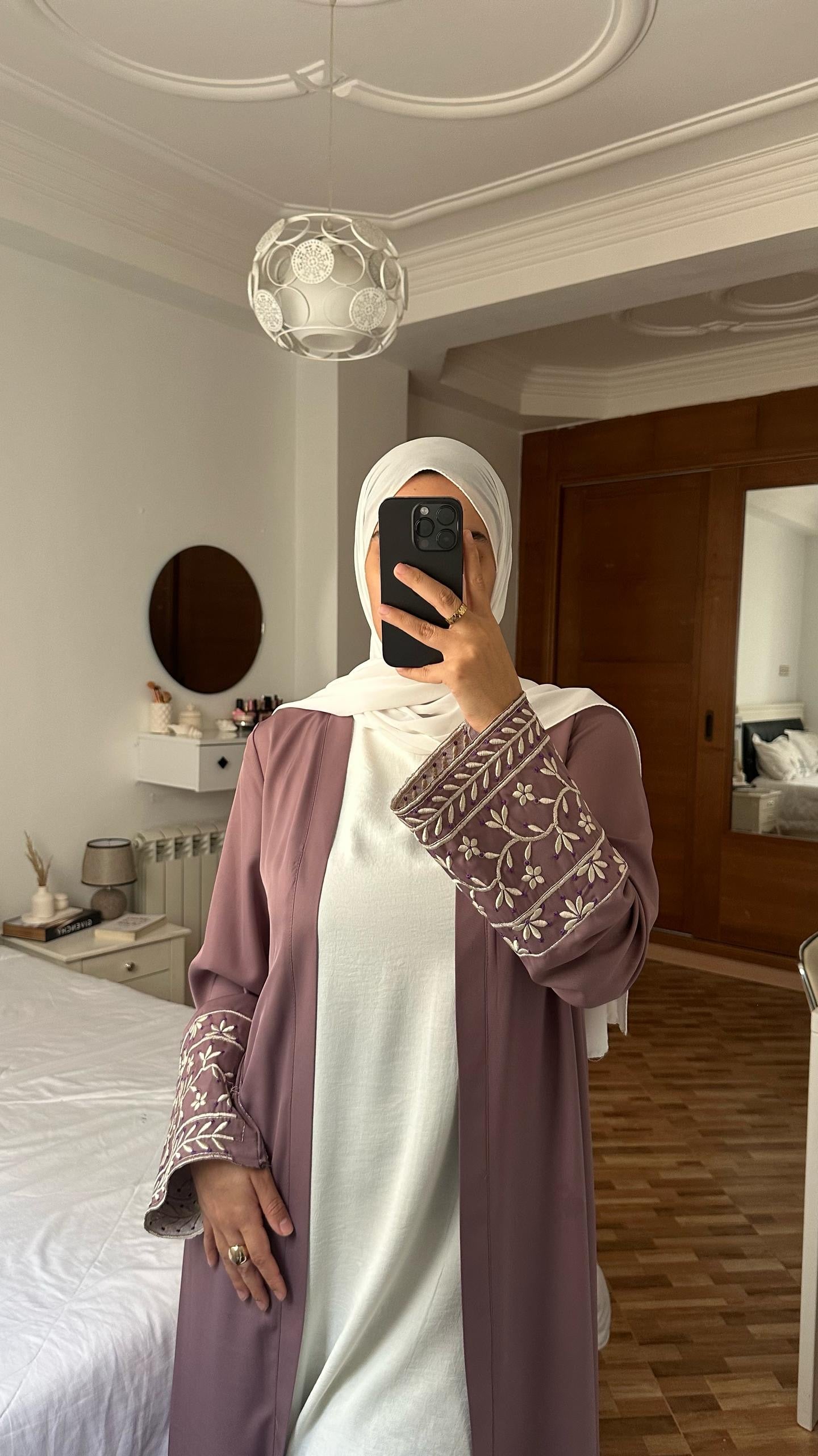 abaya et robe