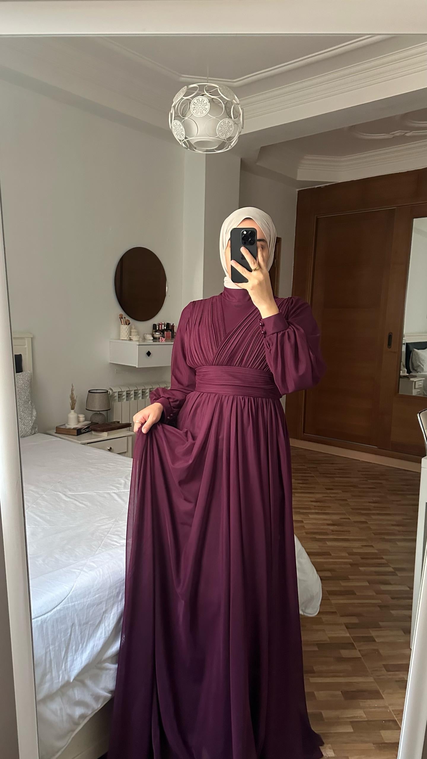 Robe Aid Tane