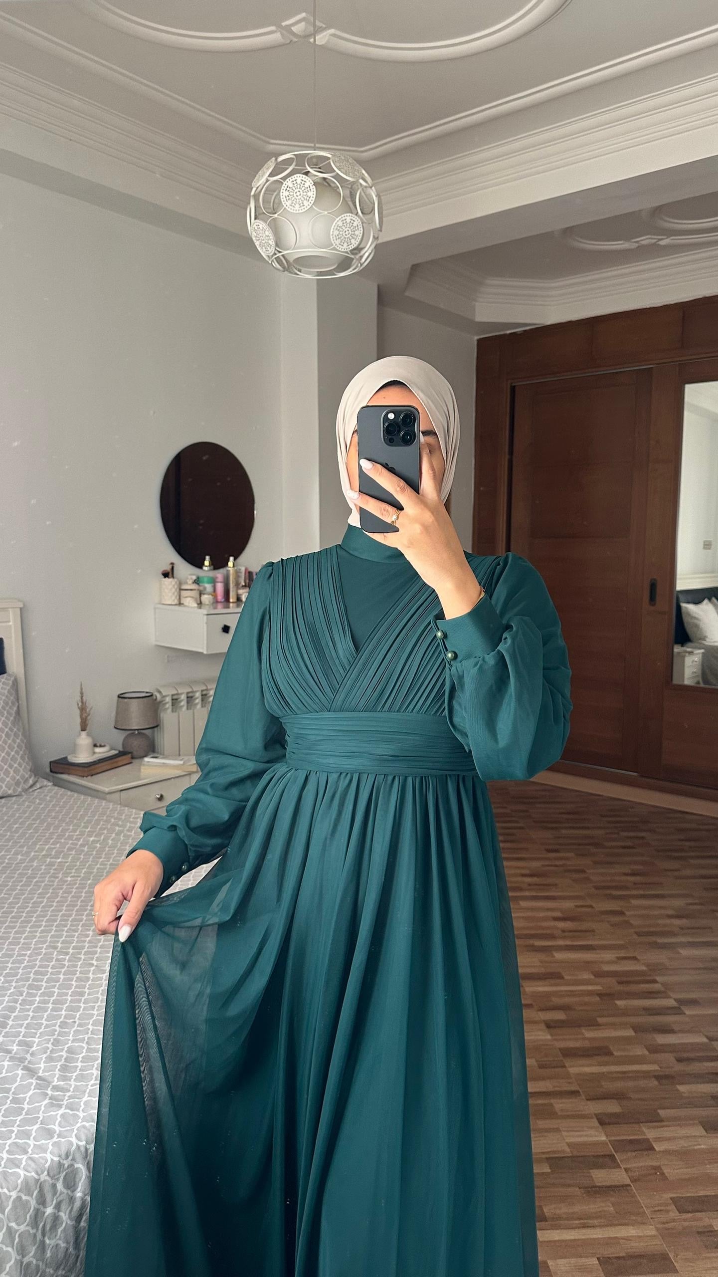 Robe Aid Tane