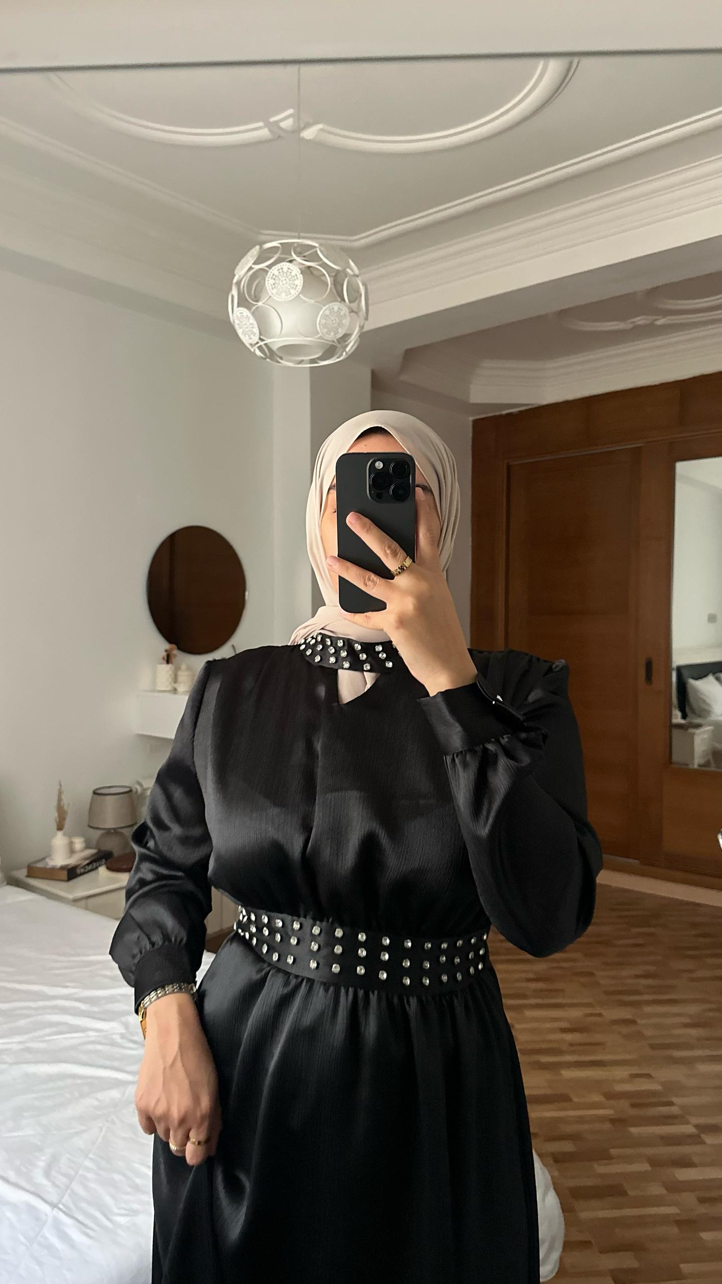 Robe AJWA AID