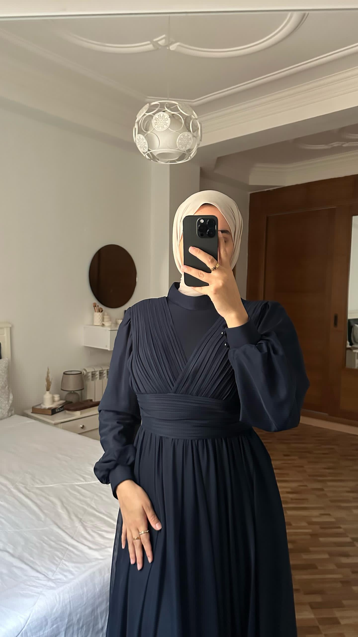Robe Aid Tane