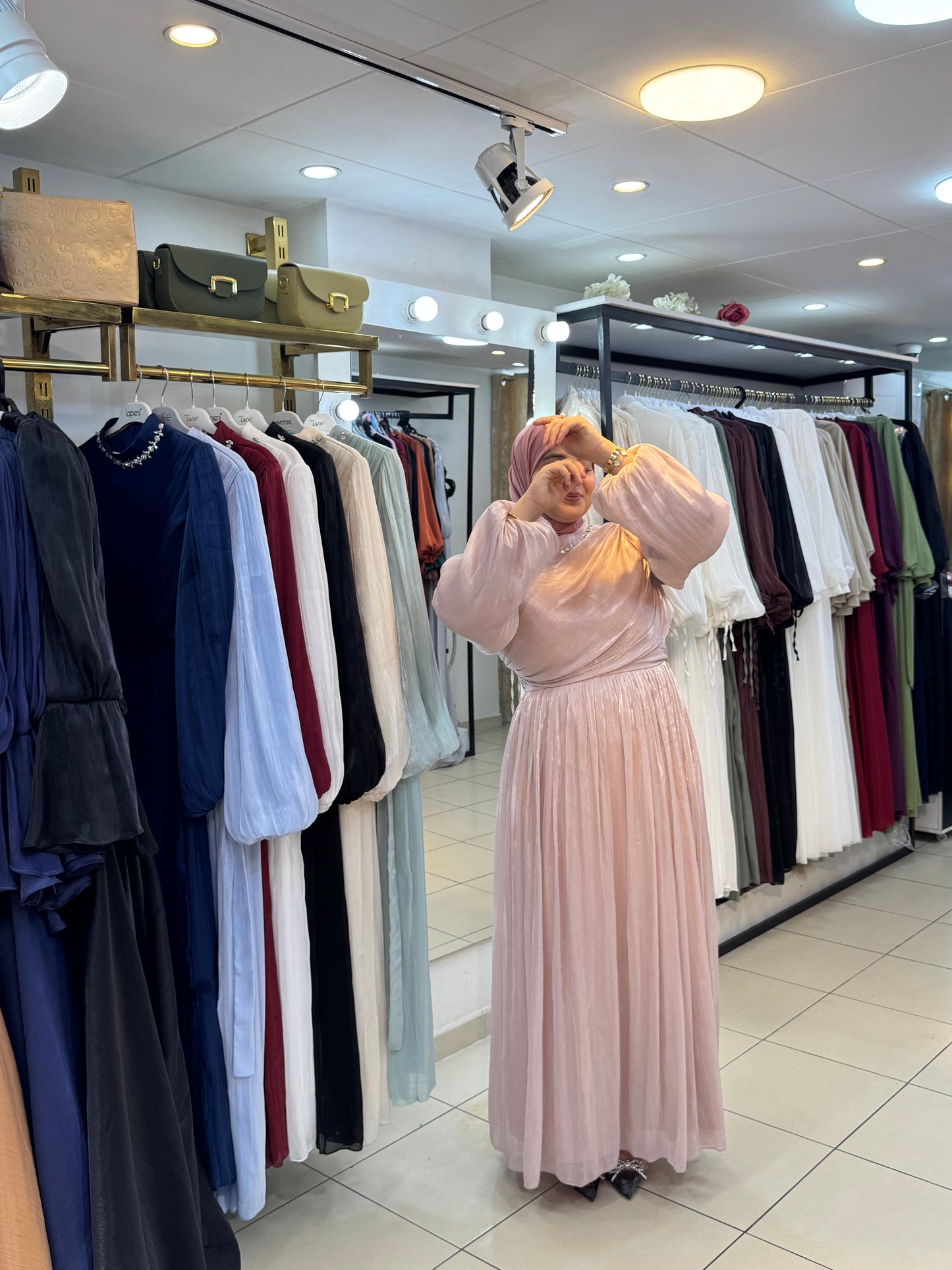 Robe ALMAS فستان الماس