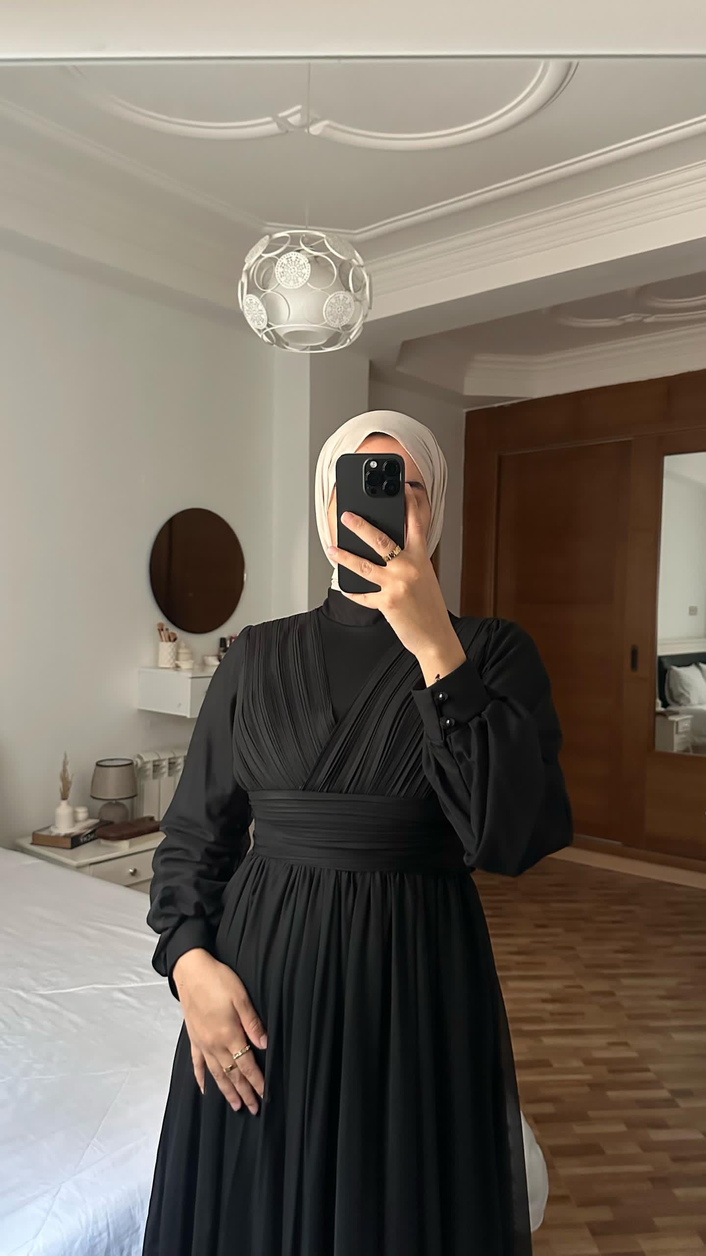 Robe Aid Tane