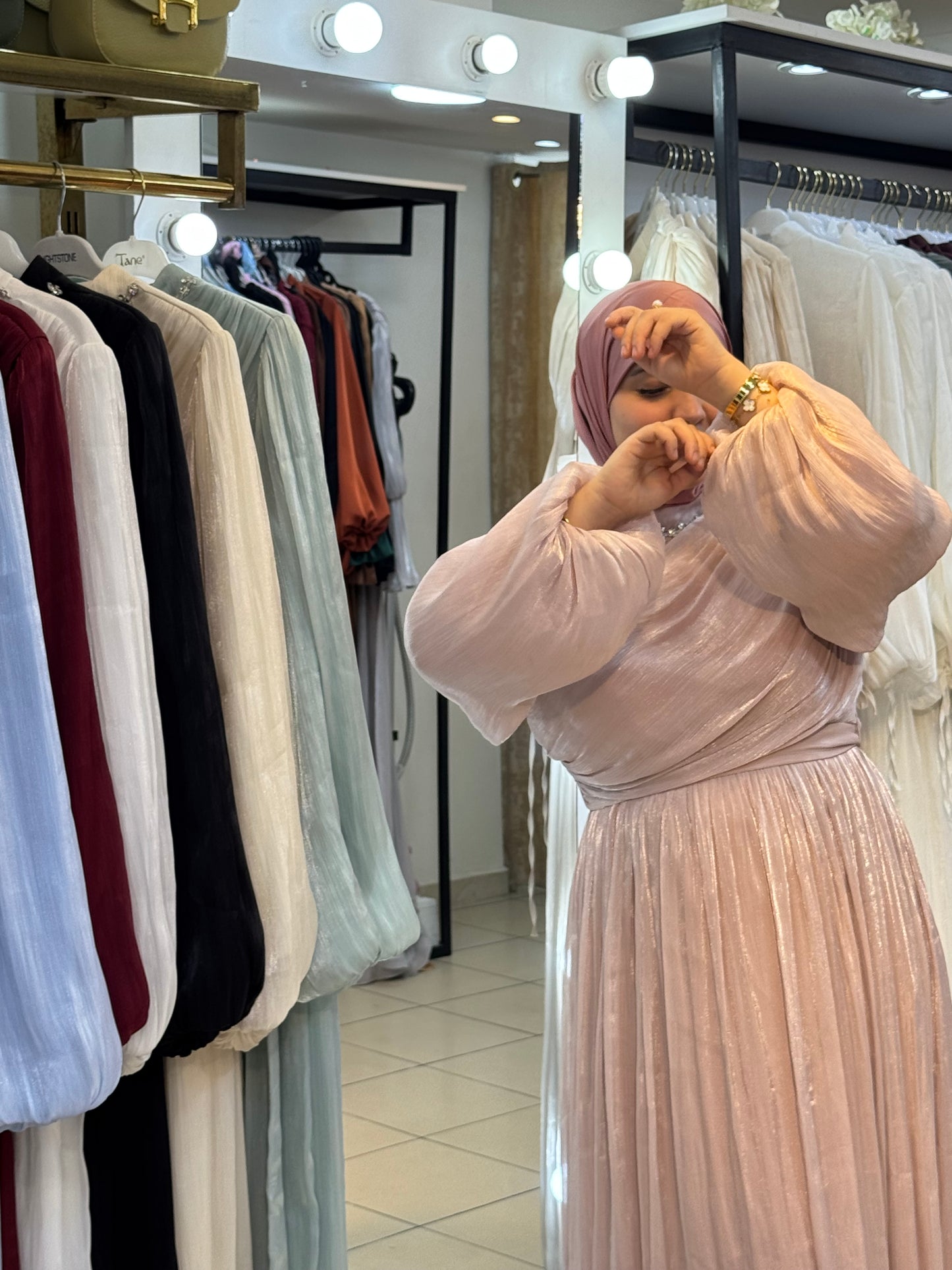 Robe ALMAS فستان الماس