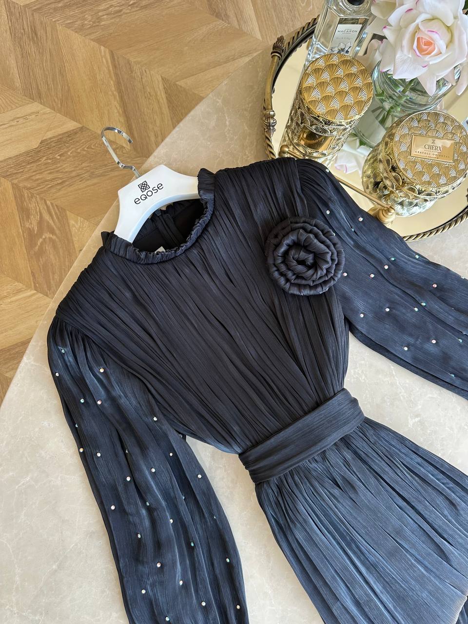 Robe Amira