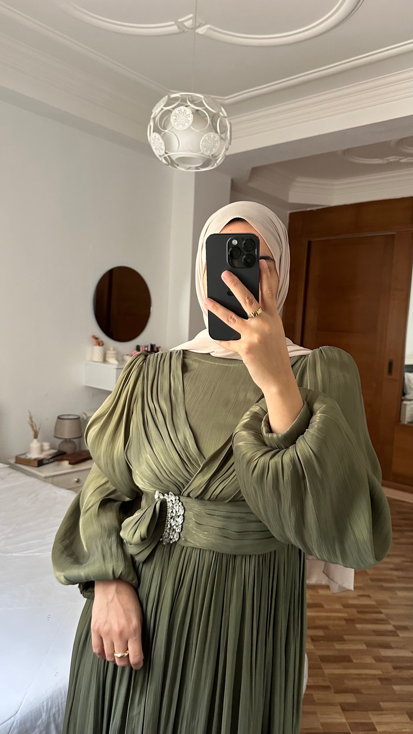 robe MODA Aisema