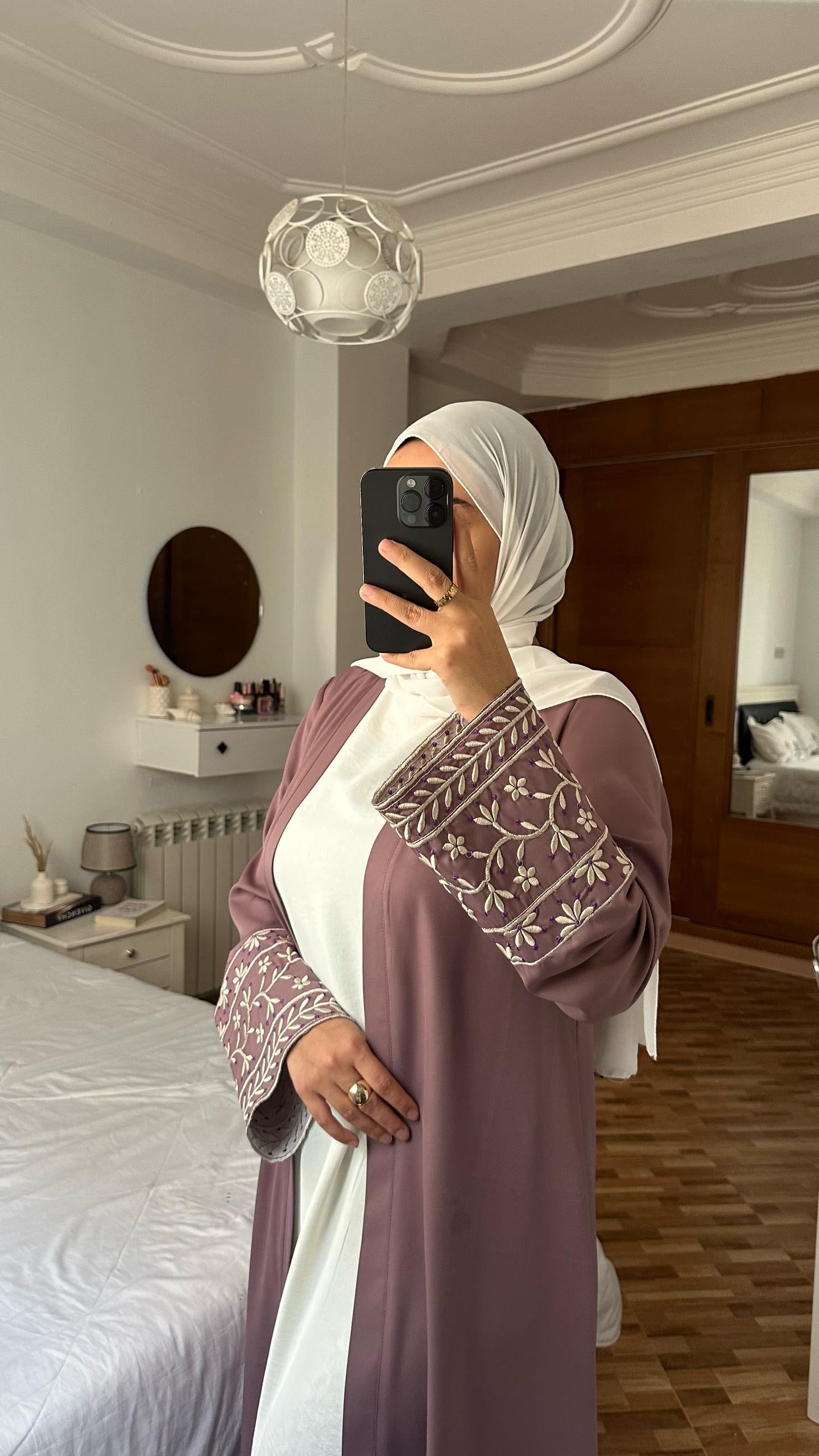abaya et robe