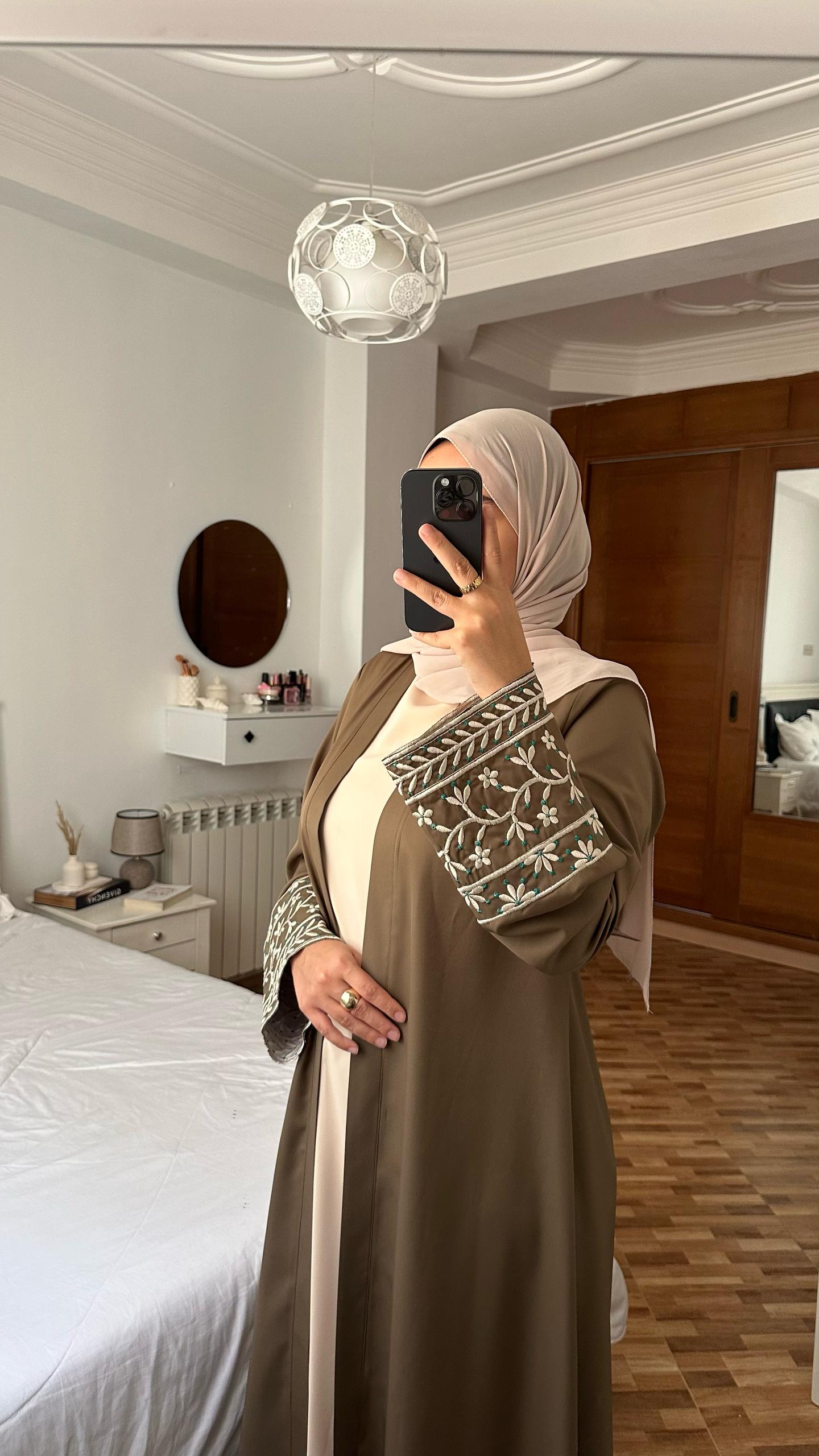 abaya et robe