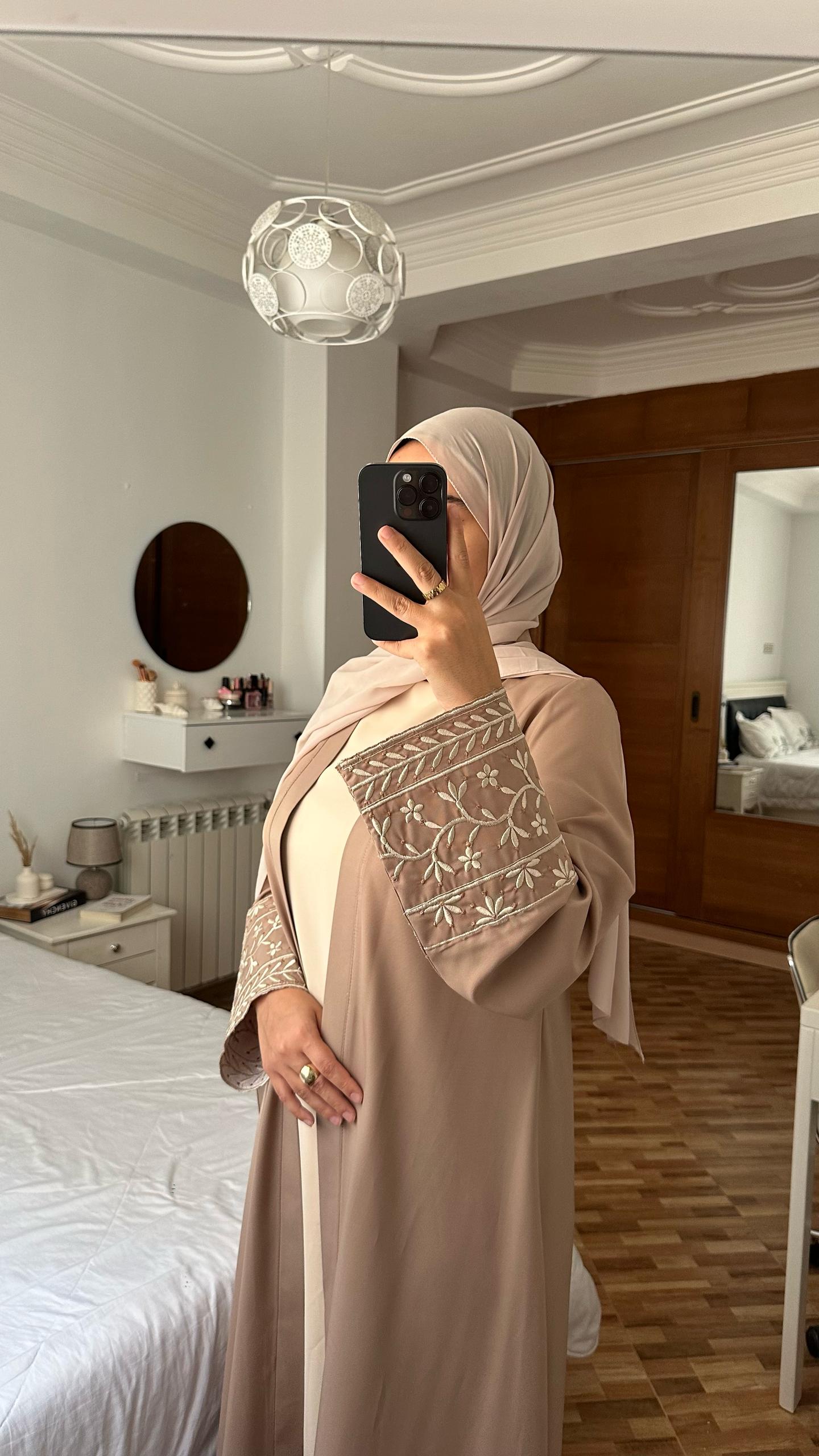 abaya et robe