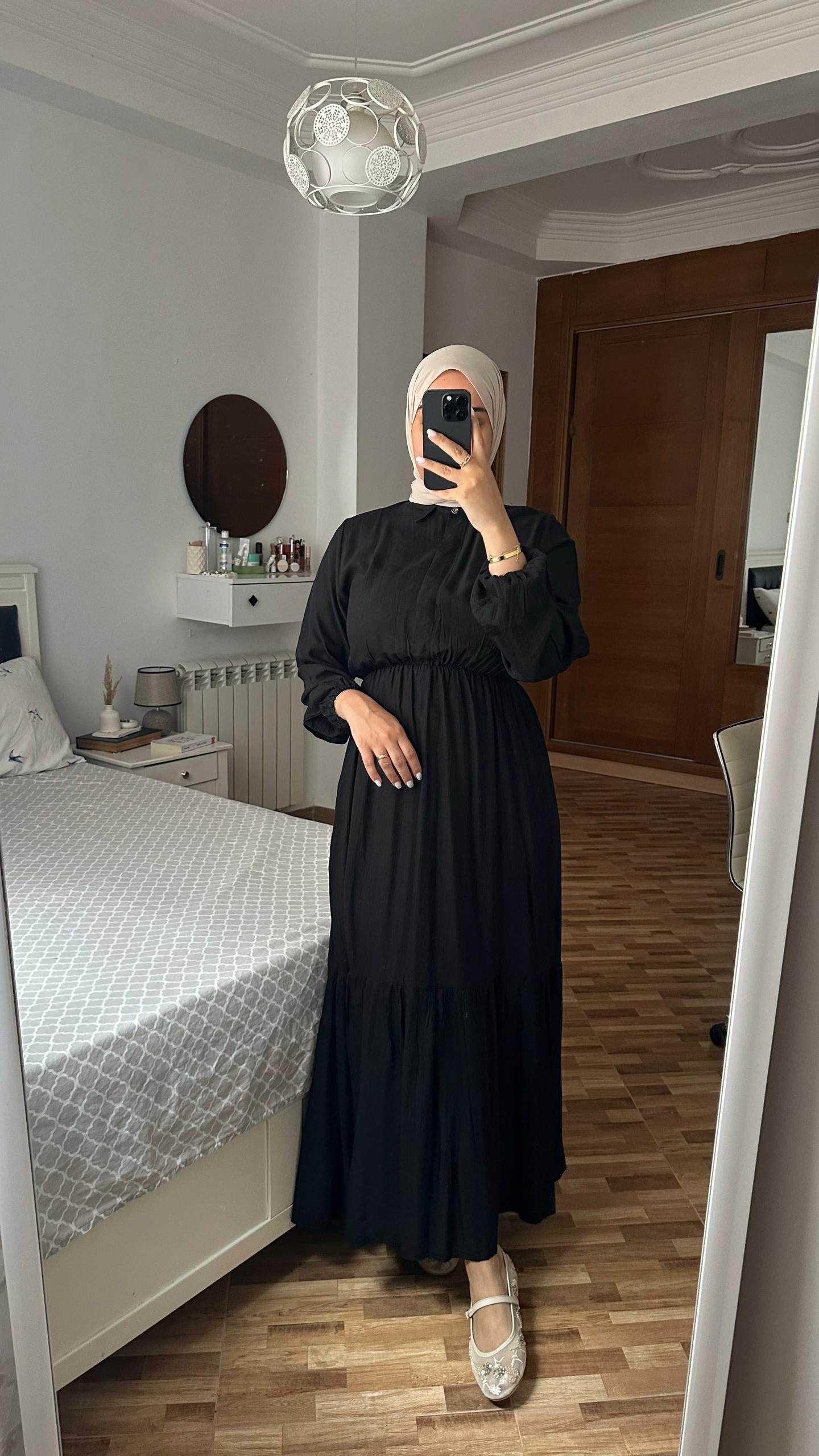 Robe Zina