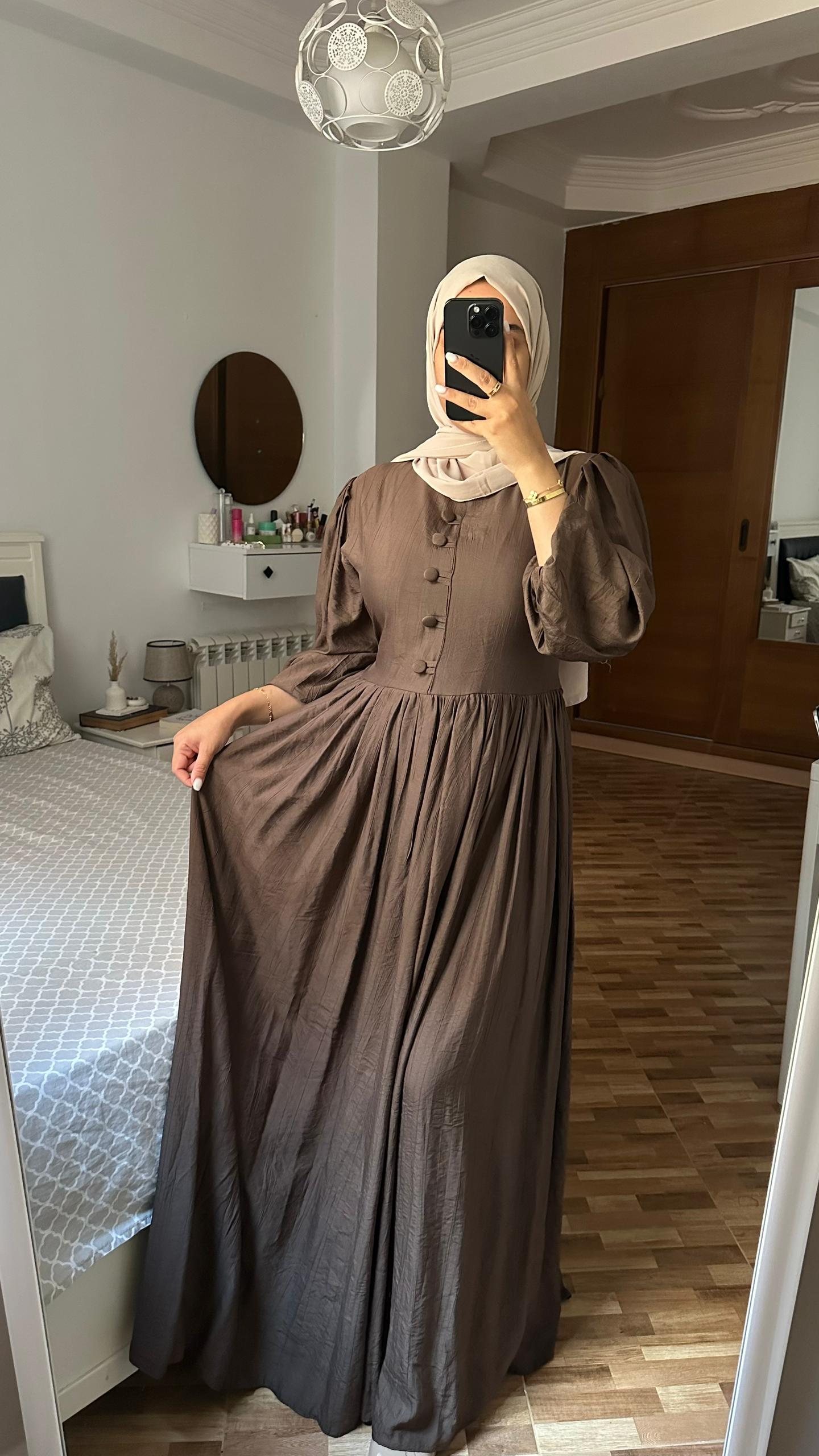 robe avec bouton