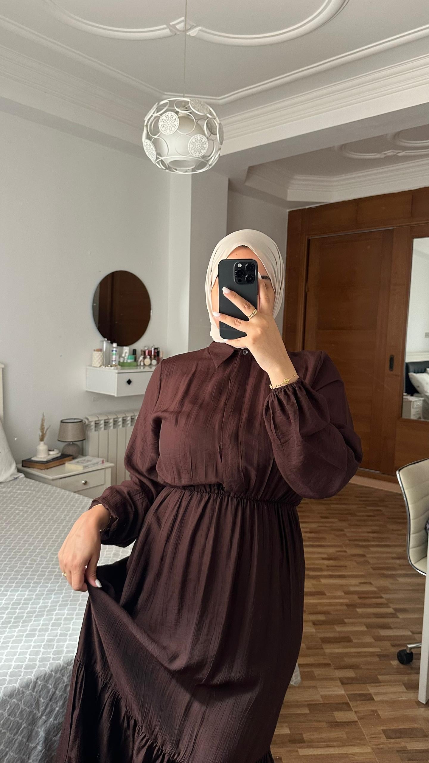 Robe Zina