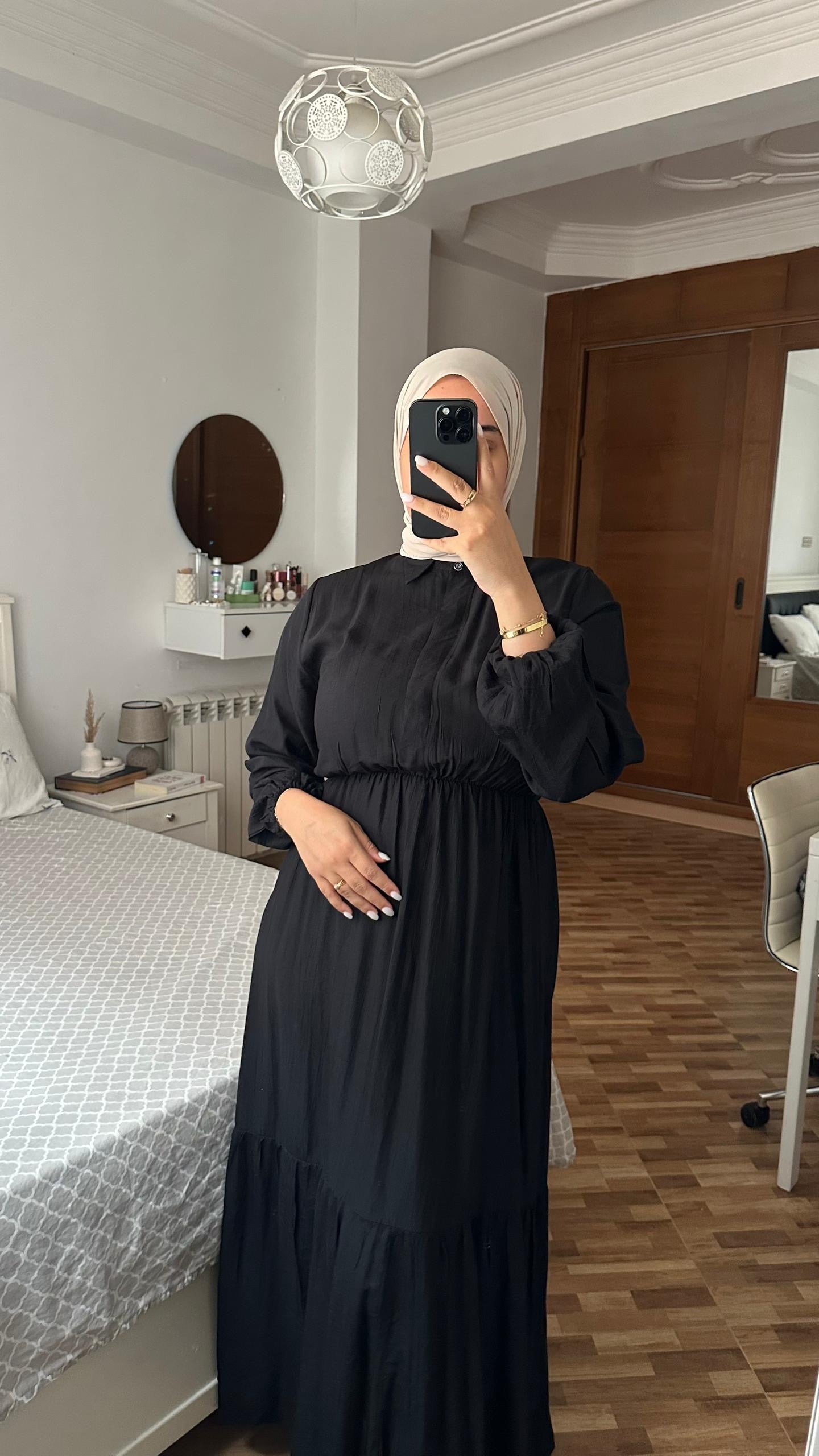 Robe Zina