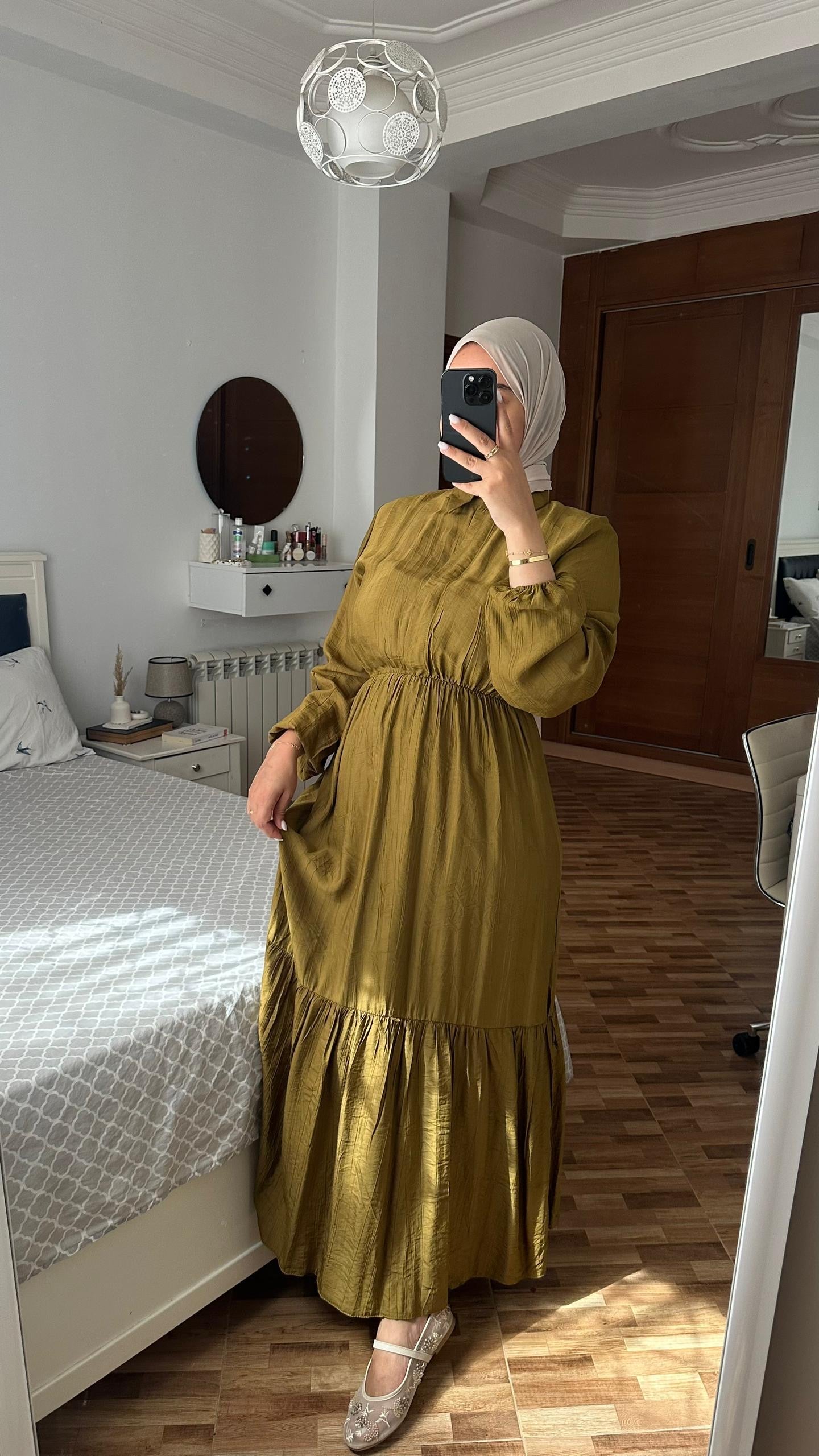 Robe Zina