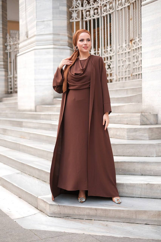 ABAYA AVEC ROBE TRES CLASS